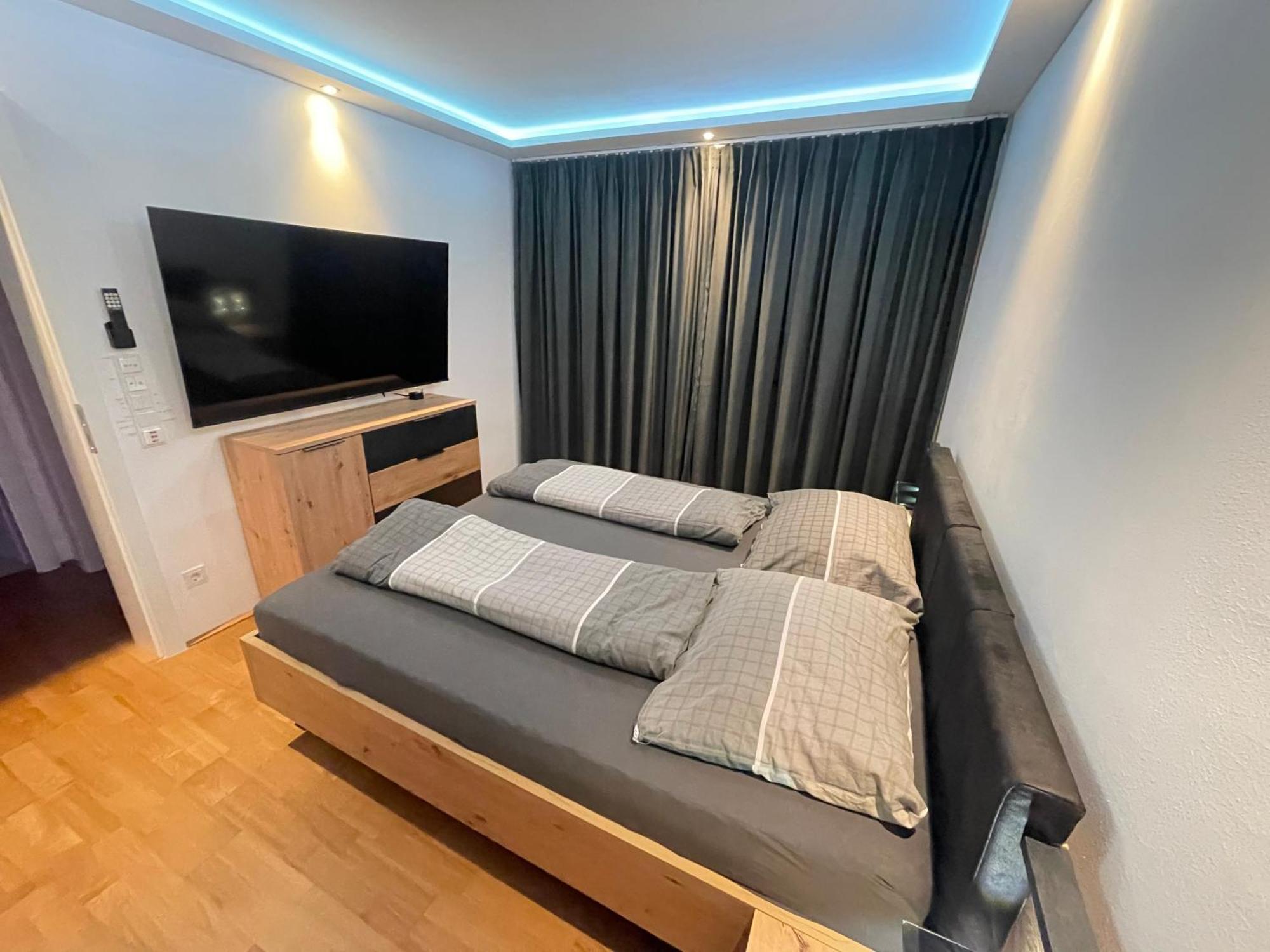 그라츠 100 Qm Penthouse, Self-Check-In, 2 Parkplaetze 아파트 외부 사진